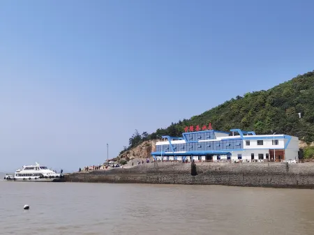 Fuding Anran Xiaosu Отели рядом с достопримечательностью «Dayushan Island»