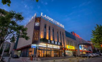 Qingdao Huangdao District Dongjiakou Port Subway Station LANOU Hotel