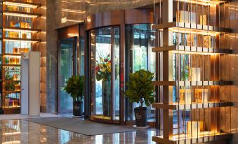 Xinjiang Harbour Hotel