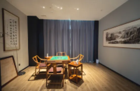 Jiangyou Mianzhou Shadow Moon Hotel