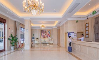 Vienna Hotel (Suizhou Baiyun Lake Yushanshu)