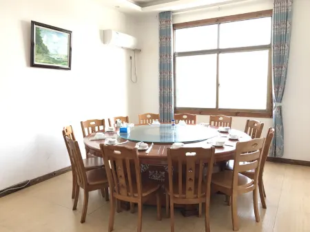 Xiaoxiaoxiao Farm Отели рядом с достопримечательностью «Mulan Grassland»