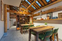 Floral Hotel · Shexian Huile Guyun Hotel Hotels in She County