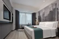 8 / 8life Hotel - E-sport