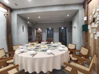 Xinchang Hanxiao Flowers Blossom Longxigu Homestay - مطابخ