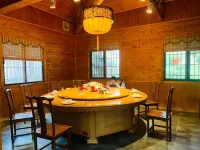 Shanhuju Hotel - غرفة مطلة على الجبل