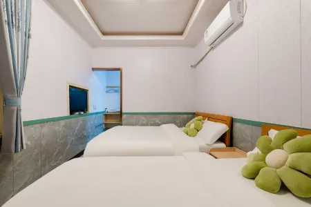 Floral Hotel· Qingdao Haiyuexuan Hotel (Lushan Scenic Area Lushan Beach Branch) Отели рядом с достопримечательностью «Laoshan Taiqing Palace»