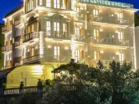 Hotel Antiche Mura Hotels near Teatro Tasso