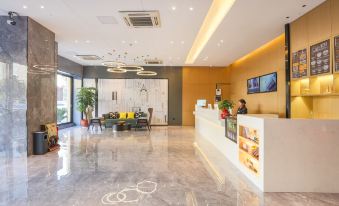 City convenient hotel (Zhangshu Times Square store)