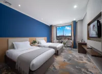 Shencheng Hotel (Xuancheng RT Mart Branch)