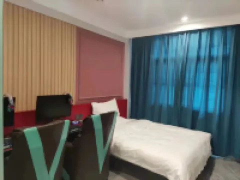 鄢陵天偉電競民宿 鄢陵酒店