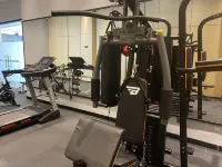 Shengzhou Qinman Hotel (Wuyue Plaza International Convention and Exhibition Center) - Gym