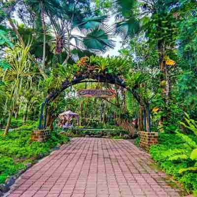 Malagos Garden Resort Hotel Exterior