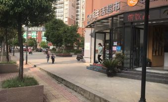 Rest Hotel (Daguang City Garden Store)