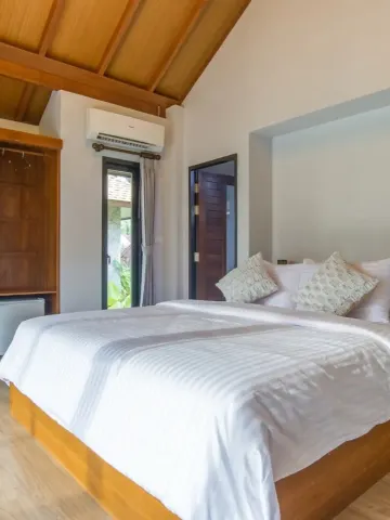 คอทเทจ วิวทะเลบางส่วน