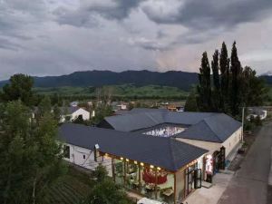 Spring Courtyard Leisure Inn