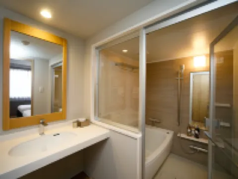 Hot Cross Point Santa Monica Hotels in Miyakojima