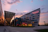 Ramada Huzhou Hotel - Airport Shuttle