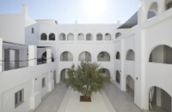 Kalisti Hotel & Suites