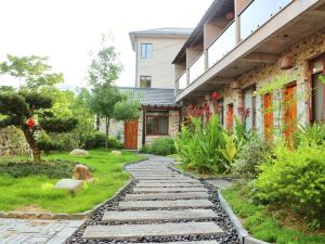 Moganshan Mountain Farmhouse