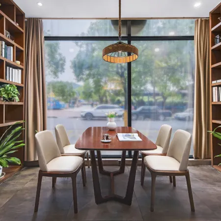 New Mingdian Business Hotel
