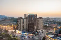 HanTing Hotel (Pingxiang Luxi Jinding Avenue Manshiqu) Hotels in Luxi