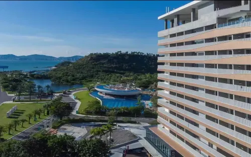 화위하이 리조트 호텔 (쉰랴오만 지우밍 위하이)