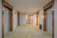Bairui Hotel (Xuzhou Wanda Plaza Yunlong Huafu Branch)