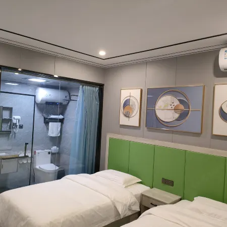 Jingjia Hotel (Huashan Scenic Area Visitor Center)