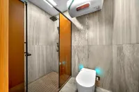 Snow country Grand Shopper Hotel (Snow Rhyme Street) Hotels near Xueyun Street