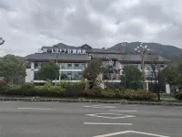 Huajian·LOFT Hotel Hotels near Guizhou Bijie Qianxi Azalea Scenic Spot Campsite