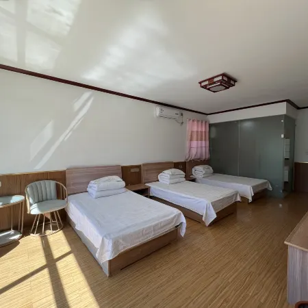 Luanping Longteng Farmhouse