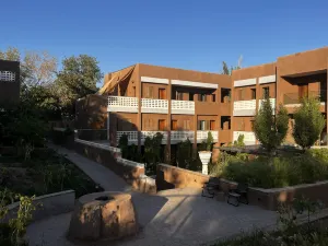 Bafeng Retreat