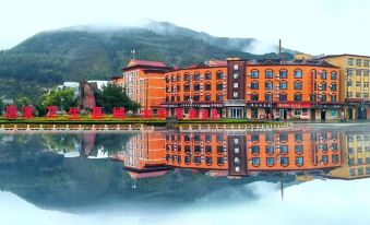 Taibai Shuxuan Hotel