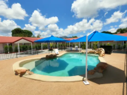 Monte Carlo Motor Inn Hotels in Rosslea