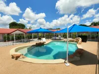 Monte Carlo Motor Inn Hotels in Mundingburra