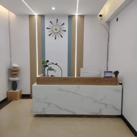 Bihai Yuntian Inn