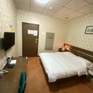 Huaxin Business Apartment