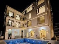 Floral Hotel·Xi like luxury wild hotel (Guling Scenic Area) Hotel dekat Huang Hill