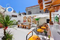 Lan Cuoli · Villa Sunset Rooftop - View Vacation Guesthouse (Nanmenwan Store) - Kæledyr tilladt
