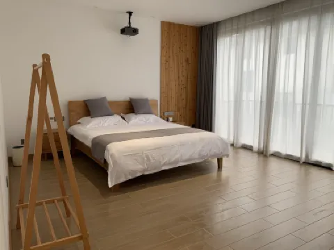 Shiguang Liunian Homestay Hotels near Changxing Badujie Scenic Area