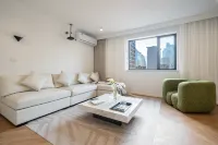Home Stay Homestay (TaiGu Hui Branch, Nanjing West Road) โรงแรมในเขตจิงอาน