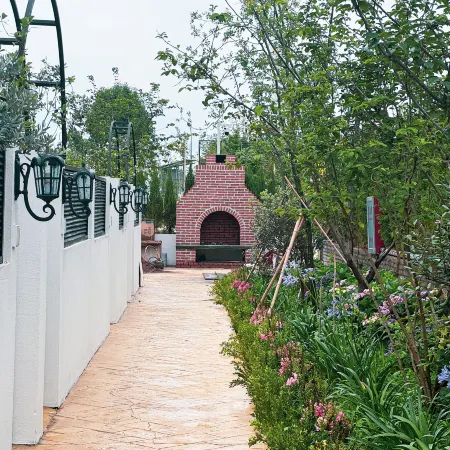 MARING GARDEN BOUTIQUE HOTEL