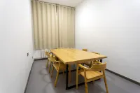 昭蘇錦驪駅居民宿(天馬国際旅遊文化広場聖佑廟)