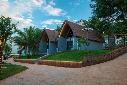 Simao District Lantuo Resort