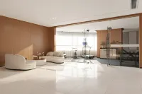 Jinyu Meichen Hotel (Sanxingdui) - parking