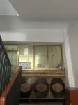 洛扎崗日望寺民宿