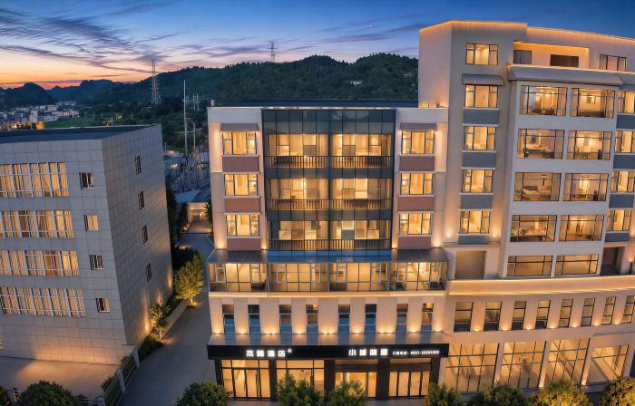 Zhenning Jiefeng Hotel