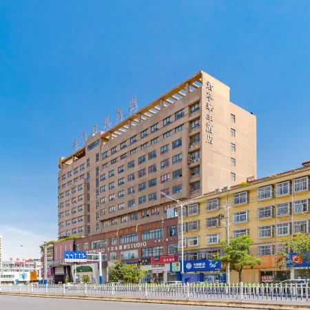 Junting Huafeng Hotel