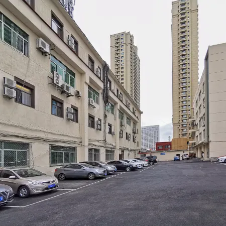 HanTing Hotel (Fushun Wanda Plaza)